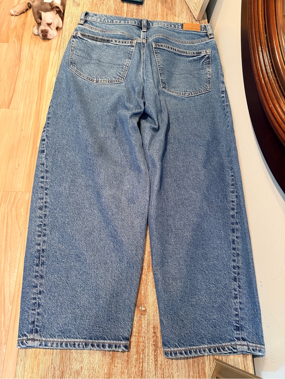 American Eagle Barrel Jeans - Picture 2 of 6
